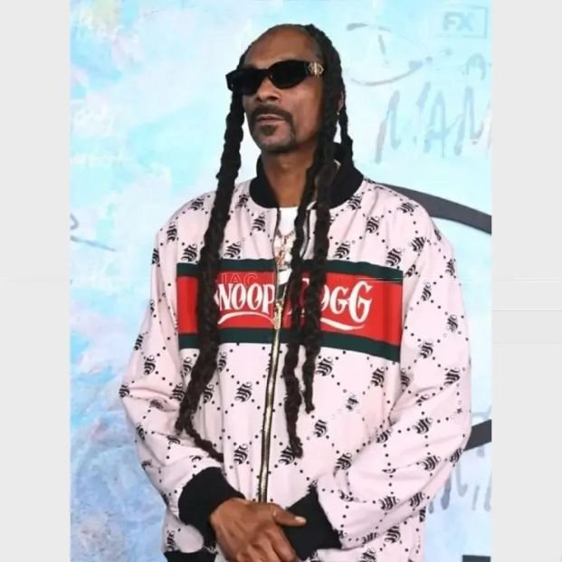 Super-Bowl-TV-Series-Dear-Mama-Snoop-Dogg-Velour-Tracksuit.jpg Snoop Dogg Velour Tracksuit - Image 2